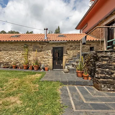 Quinta Cavadas Nyaraló *