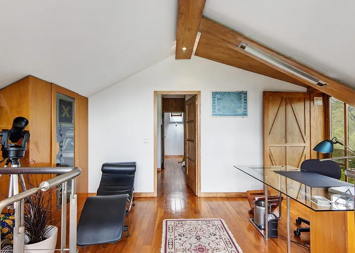 Quinta Cavadas Feriehus *